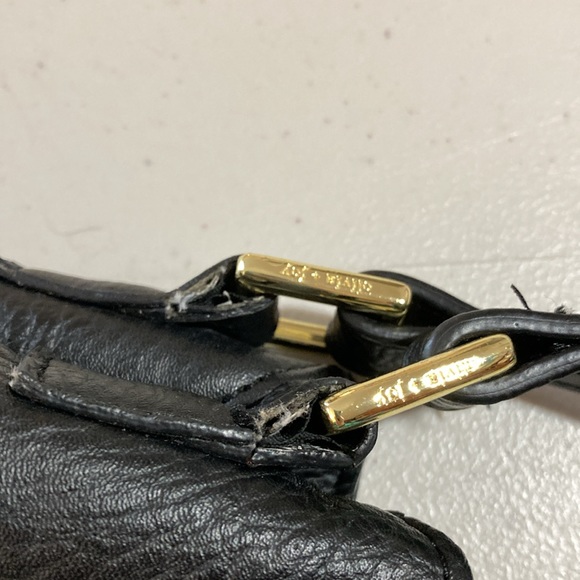 Olivia & Joy, Black faux leather purse, lots of compartments - Picture 15 of 16